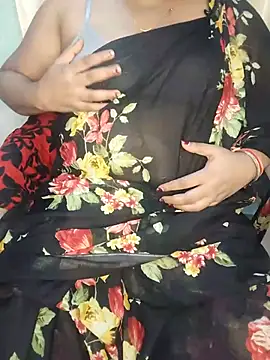 Chat XXX en directo de DESI-DOLLLL