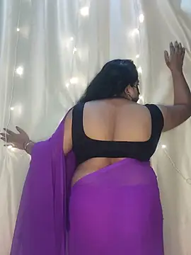 DESI-DOLLLL – Live XXX-chat