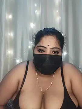 DESI-DOLLLL's Live XXX Chat