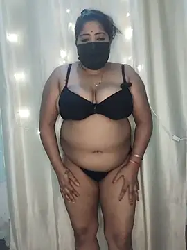 DESI-DOLLLL's Live XXX Chat