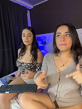 Show de webcam de AntonellaaFerrer_