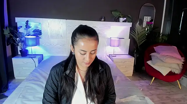 Show de AntonellaaFerrer_ na webcam