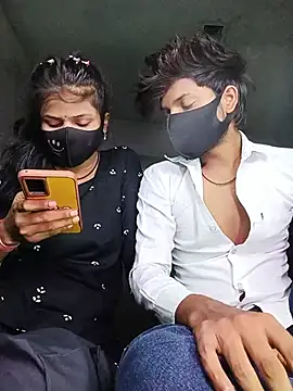 Romantic-couple10 Show Webcam