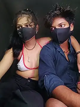 Romantic-couple10 Pertunjukan Webcam