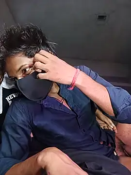 Romantic-couple10's Webcam Show