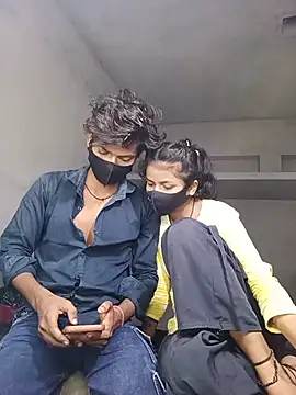 Romantic-couple10 Show Webcam