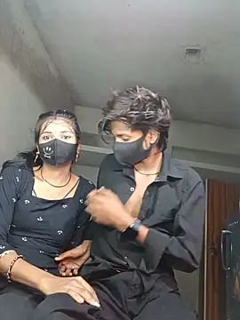 Romantic-couple10's Webcam Show
