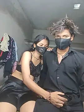 Romantic-couple10 Show in webcam