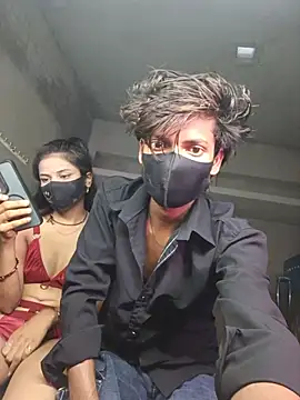 Romantic-couple10's Webcam Show