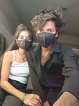 Romantic-couple10 网络视讯表演
