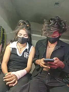 Romantic-couple10 Show Webcam
