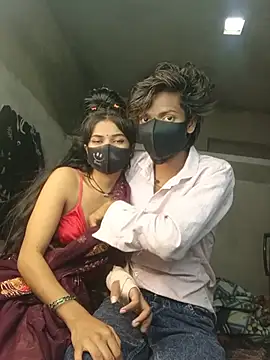 Romantic-couple10 Show in webcam