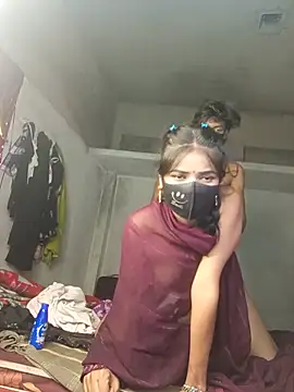 Romantic-couple10's Webcam Show