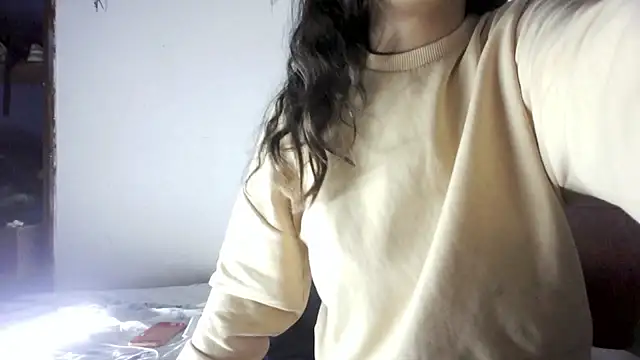 KiraVelveet's Webcam Show