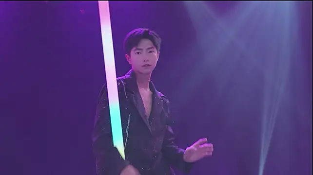AOA-KOI02 在線直播表演