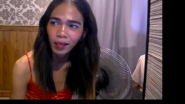 bigcock_kisha 网络视讯表演