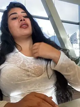 ivy-rios05 Show in webcam