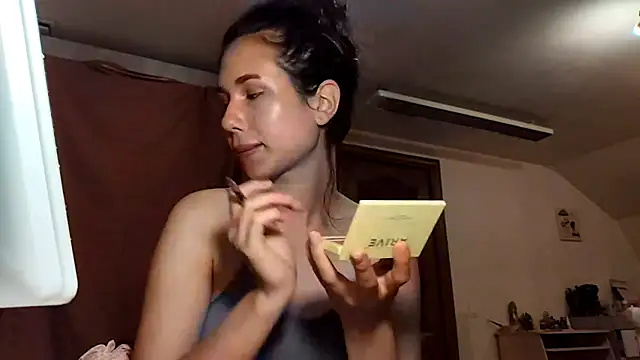 HazyLoom's Live XXX Chat