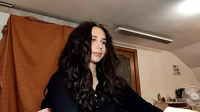 HazyLoom live XXX chat