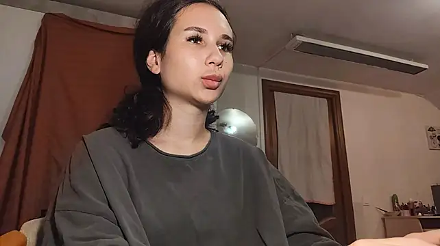 HazyLoom's Live XXX Chat