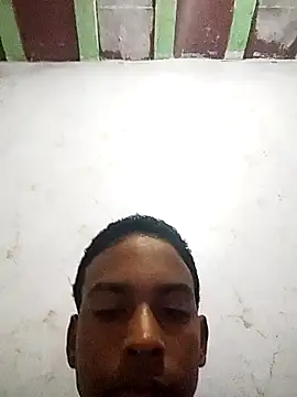 novinnho08 Show in webcam