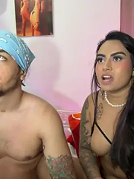 Show de UR_LATIN_BUSHY_GUYS na webcam