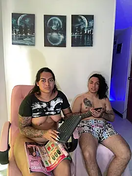 UR_LATIN_BUSHY_GUYS' Webcam Show
