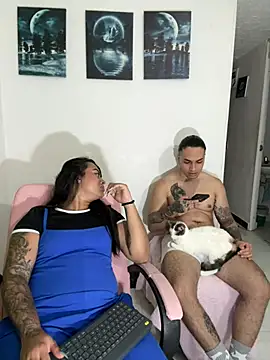 UR_LATIN_BUSHY_GUYS Шоу с уебкамера
