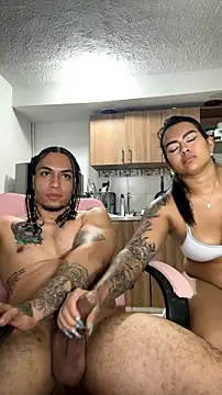 UR_LATIN_BUSHY_GUYSのウェブカメラショー