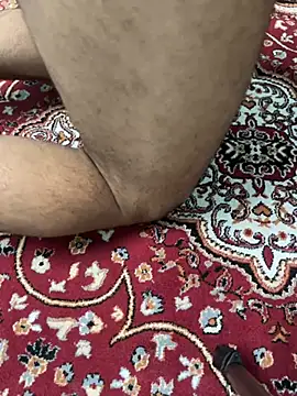 muteboy_ Show in webcam