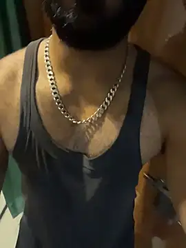 muteboy_ Show in webcam
