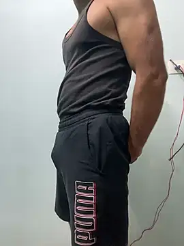 muteboy_ Show in webcam