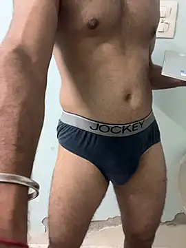 muteboy_ Show in webcam