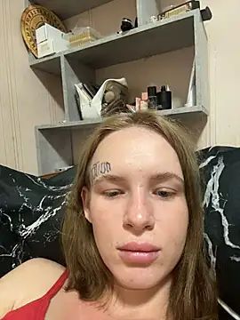 LeinaWoluers – Naživo XXX chat