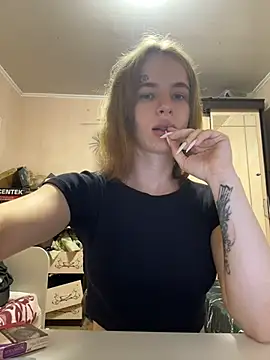 Онлайн чат XXX LeinaWoluers