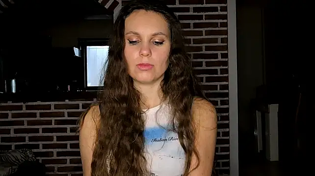 JacklynSwisshelm Show in webcam