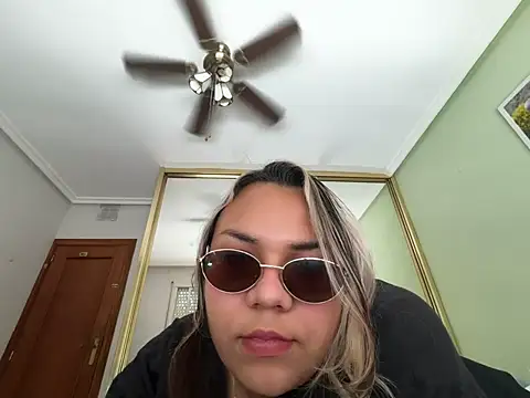 Webkamerová show Zaracasti20
