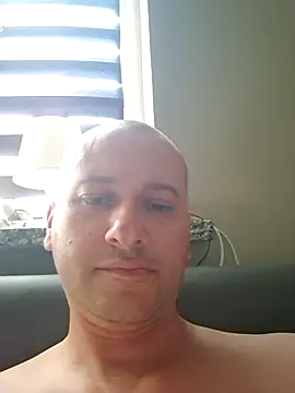 Show modela ernilee na web-kameri