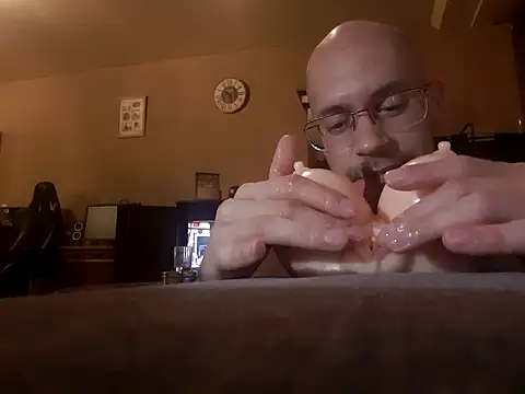 Squirtopmijxx webcam show