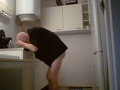 Pokazy przed kamerką – Squirtopmijxx