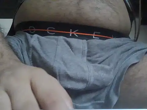 OnlyGirlsAllowedd Pertunjukan Webcam