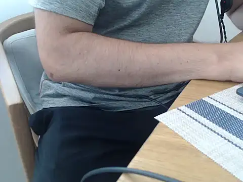 jpcowbow's Live XXX Chat