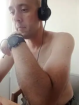 jpcowbow Chat XXX in diretta