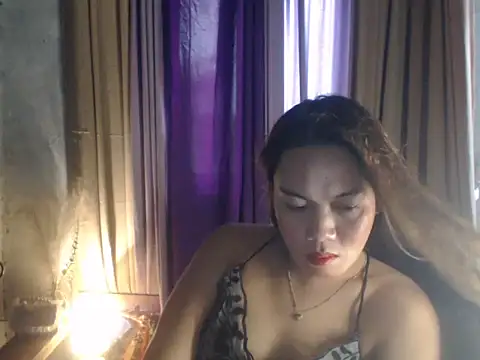 Lhovely Pertunjukan Webcam