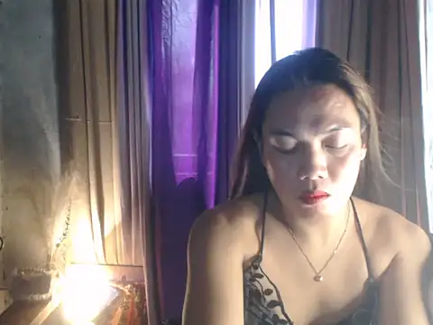 Lhovely Pertunjukan Webcam