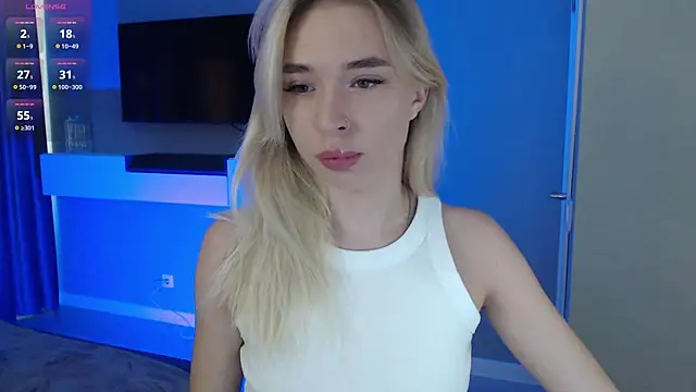 Emily_Hartt – Live XXX-chat