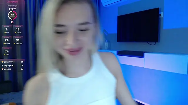 Emily_Hartt – Live XXX-chat