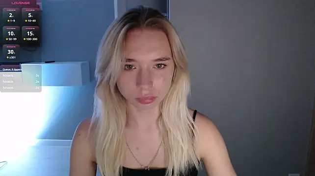 Chat +18 de Emily_Hartt ao vivo