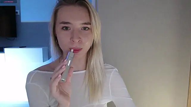 دردشة Emily_Hartt الجنسية المباشرة