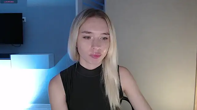 Emily_HarttのライブXXXチャット